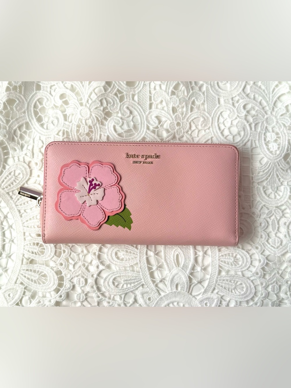 Kate Spade Hawaii Exclusive Hibiscus Zip Around Wallet